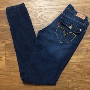 Levi’s 524 Skinny Jeans